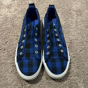 Corkys!! Size 10 ! Blue and black plaid slip on! NWOT pink bottom